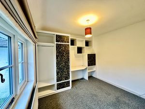 Photo 7- click for photo gallery